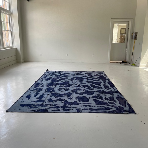 Persian Hand Made Rug - Picture 3 of 3